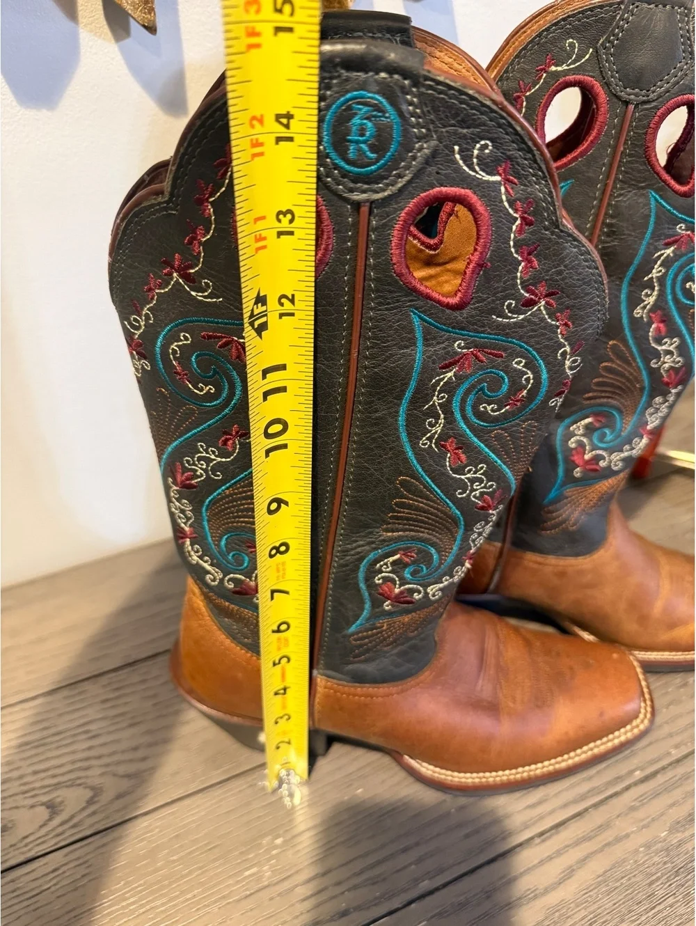 Tony Lama Women’s Western Cowboy Boots Size 8.5